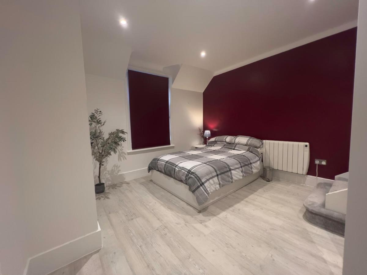 The Dragon Pad Boutique Apartment 로열턴브리지웰즈 외부 사진