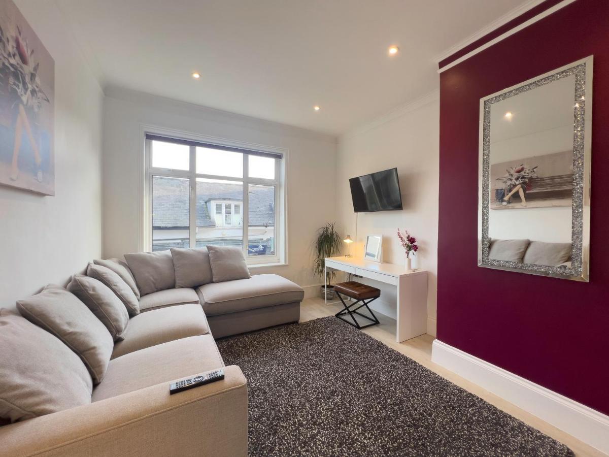 The Dragon Pad Boutique Apartment 로열턴브리지웰즈 외부 사진