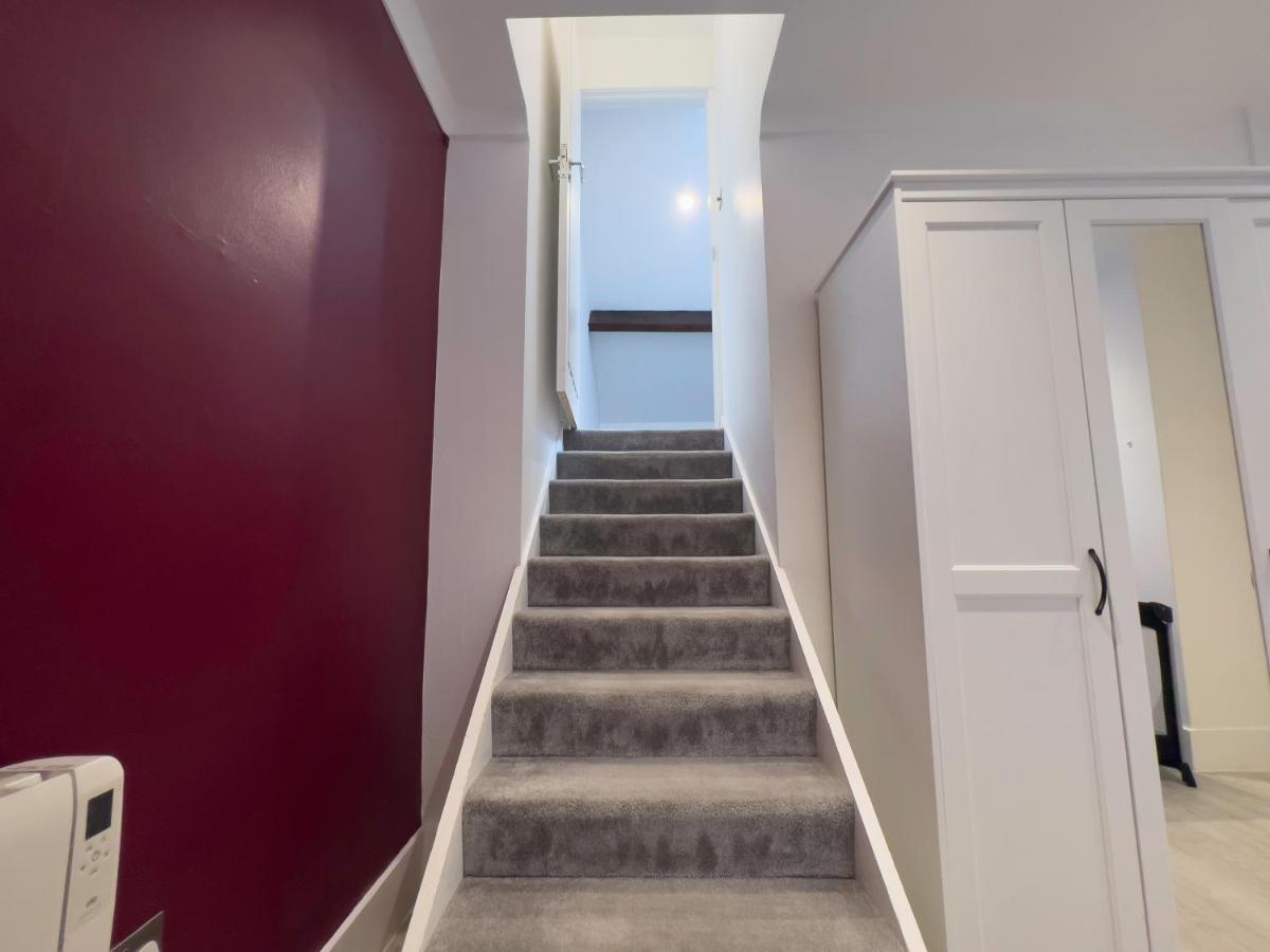 The Dragon Pad Boutique Apartment 로열턴브리지웰즈 외부 사진